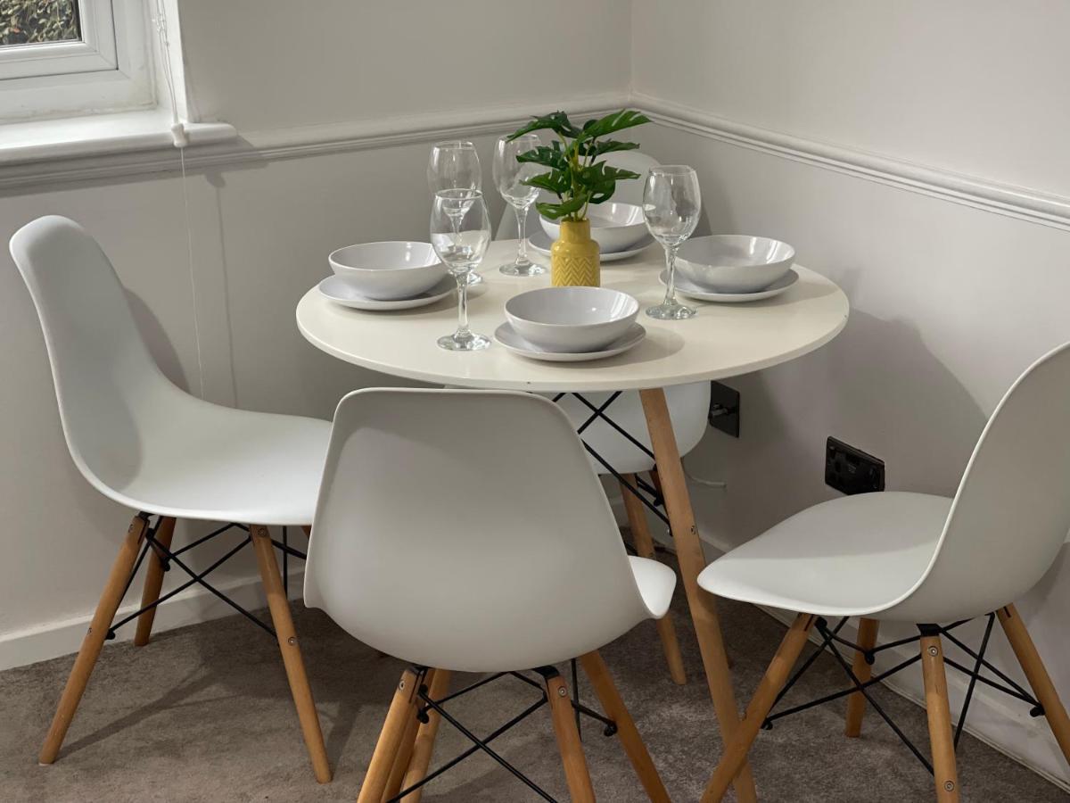 Modern 1 Bed Ground Floor Apartment ดาร์ทฟอร์ด ภายนอก รูปภาพ